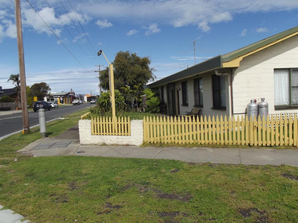 Lakes Entrance Holiday Units Exteriör bild