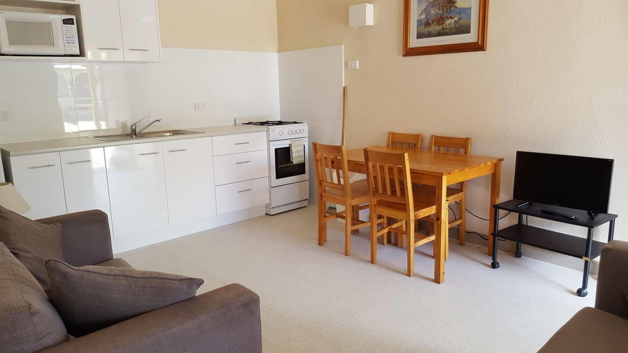 Lakes Entrance Holiday Units Exteriör bild